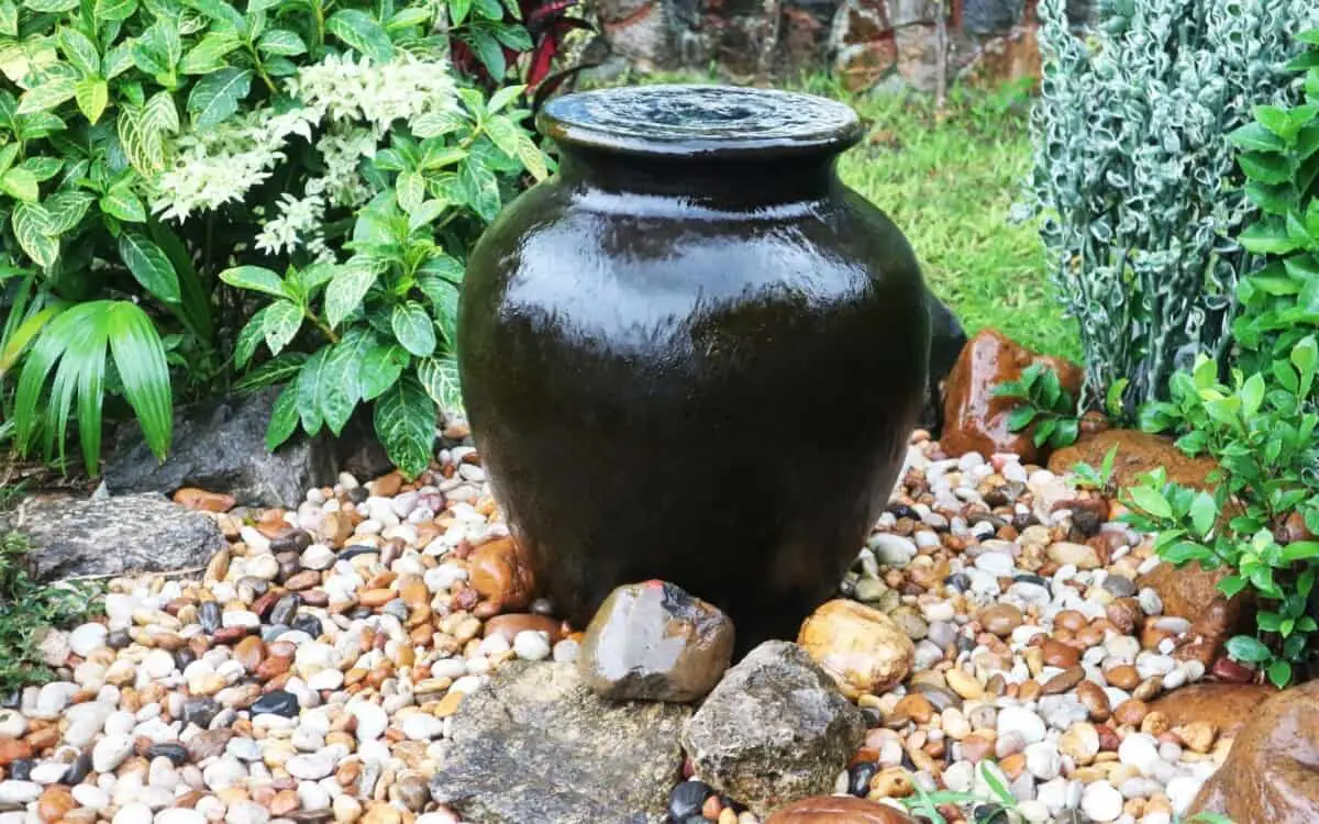 Overflowing Pot Fountain